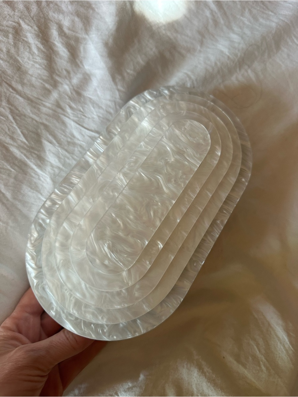 Acrylic clutch